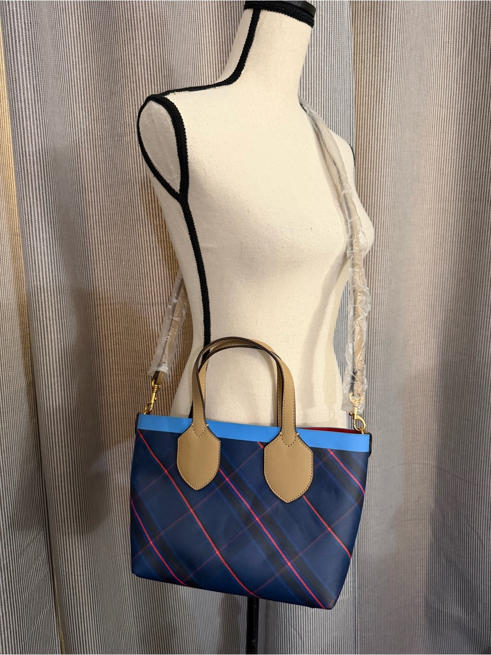 Banana Republic plaid tote bag NWOT